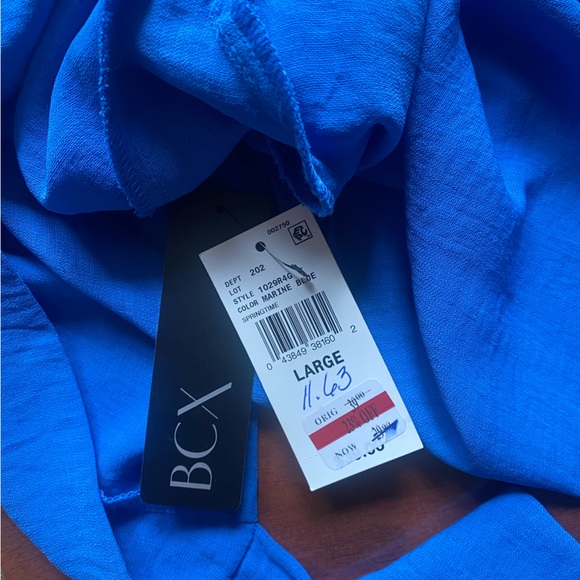 BCX crochet front tie back top - Picture 8 of 10